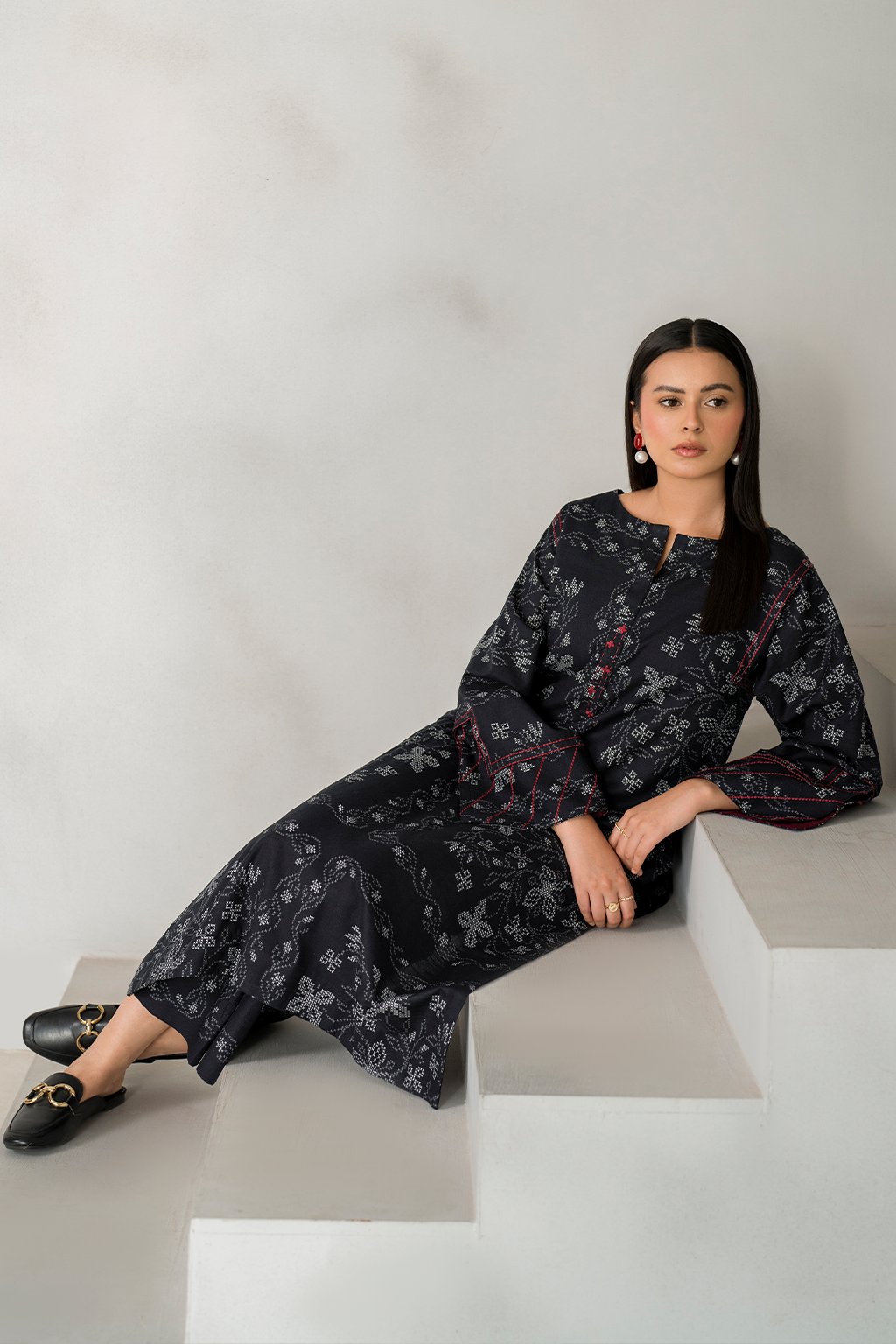 IP-260 Printed Khaddar - Iznik