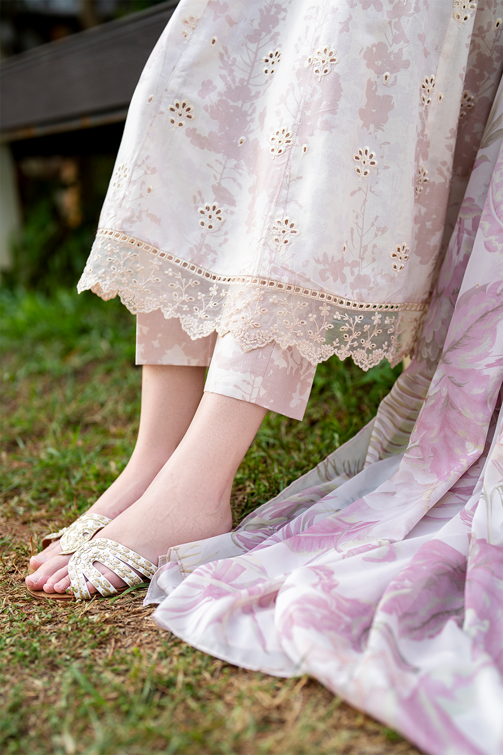 UE-526 Printed Lawn - Iznik