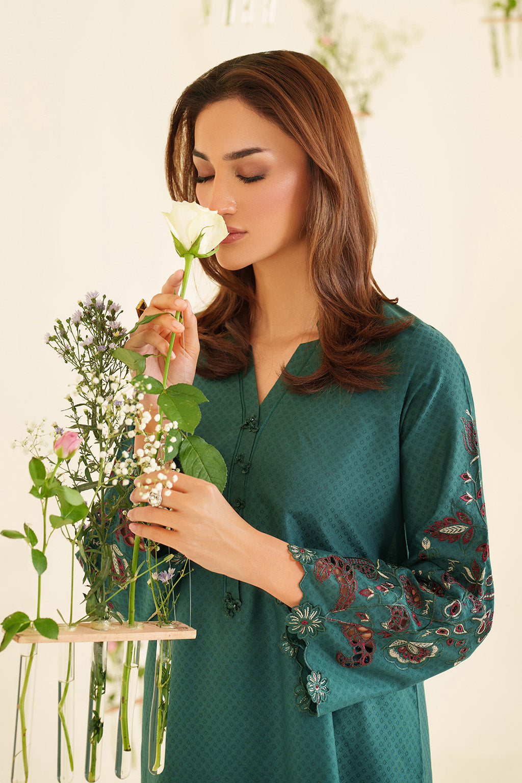 IP-323 Textured Lawn