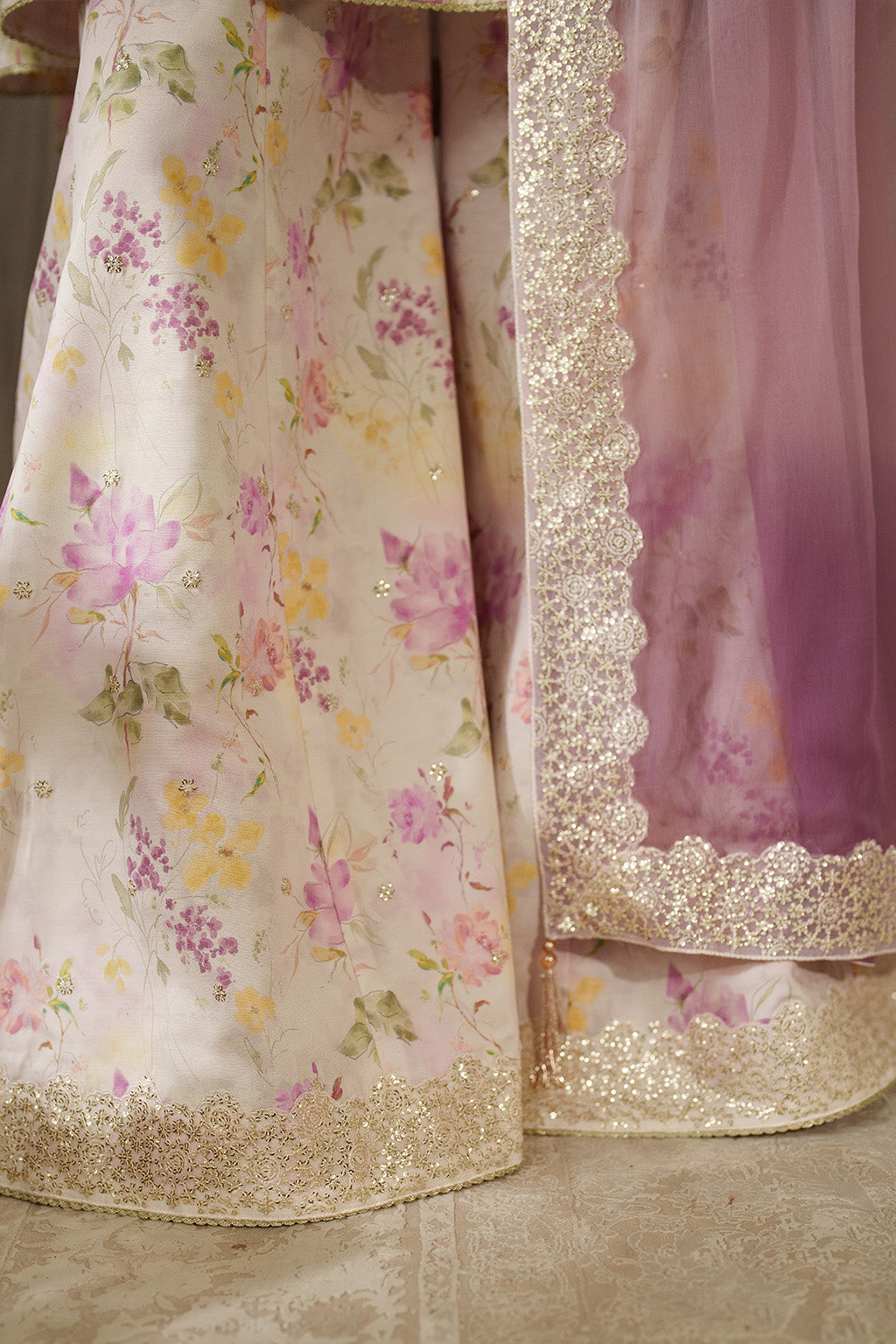 UE-544 Printed Formals