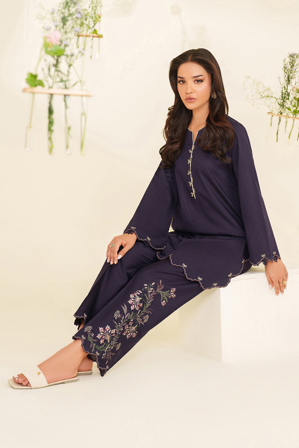 IP-328  Textured Lawn - Iznik