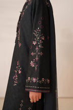 UE-595 Embroidered Lawn - Iznik