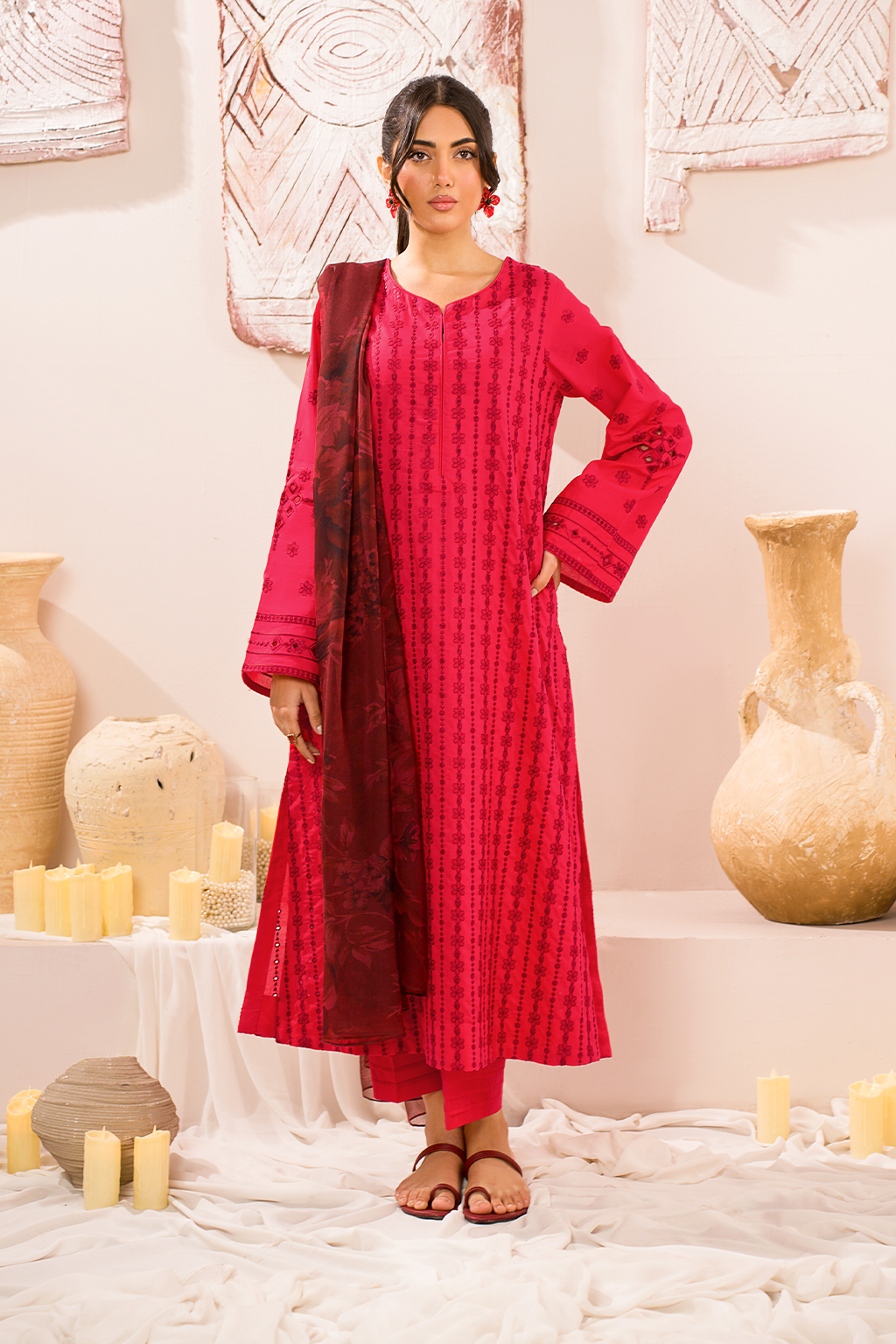 UE-203 Embroidered Lawn - Iznik