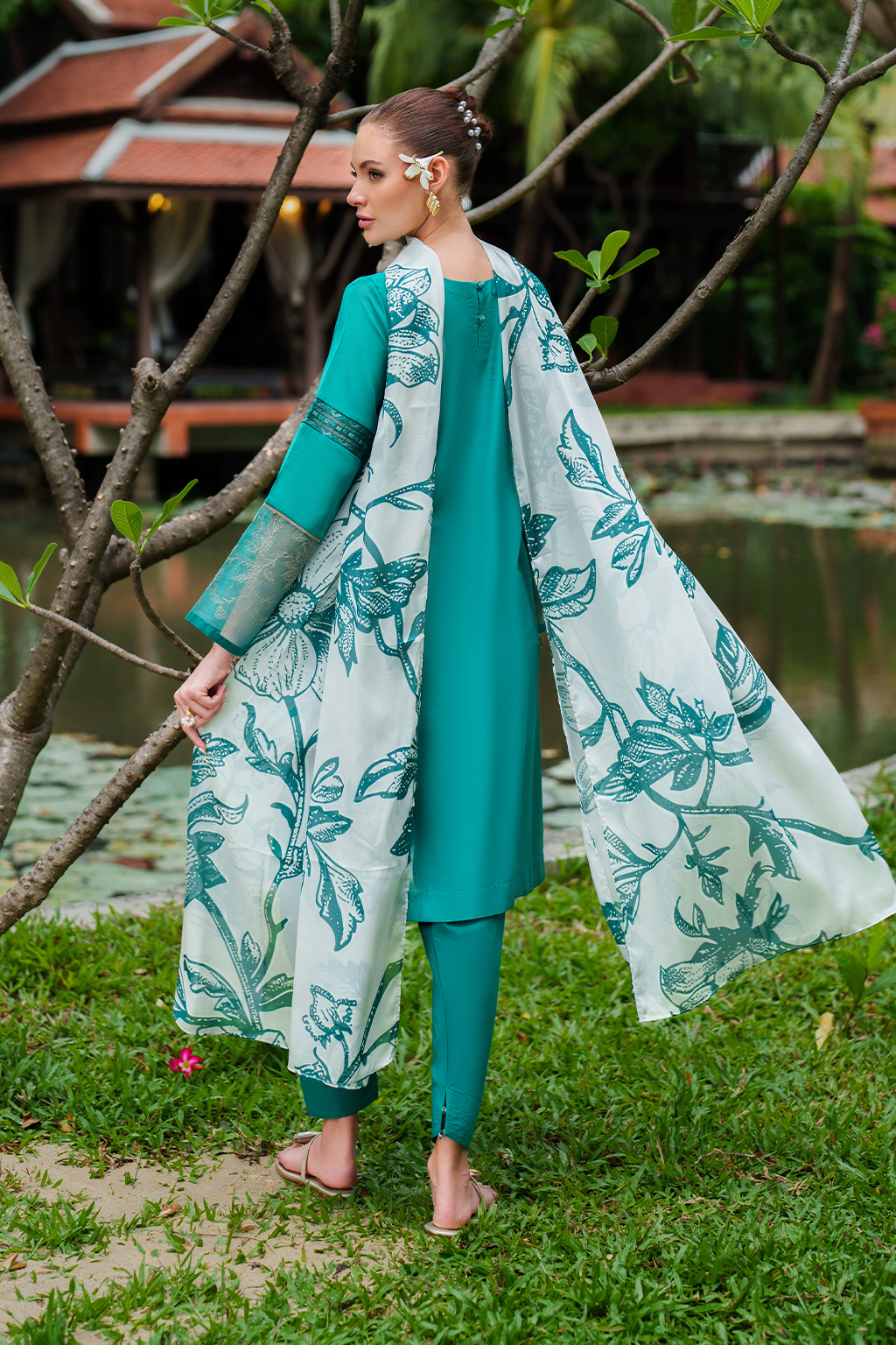 UE-513 Embroidered Lawn - Iznik