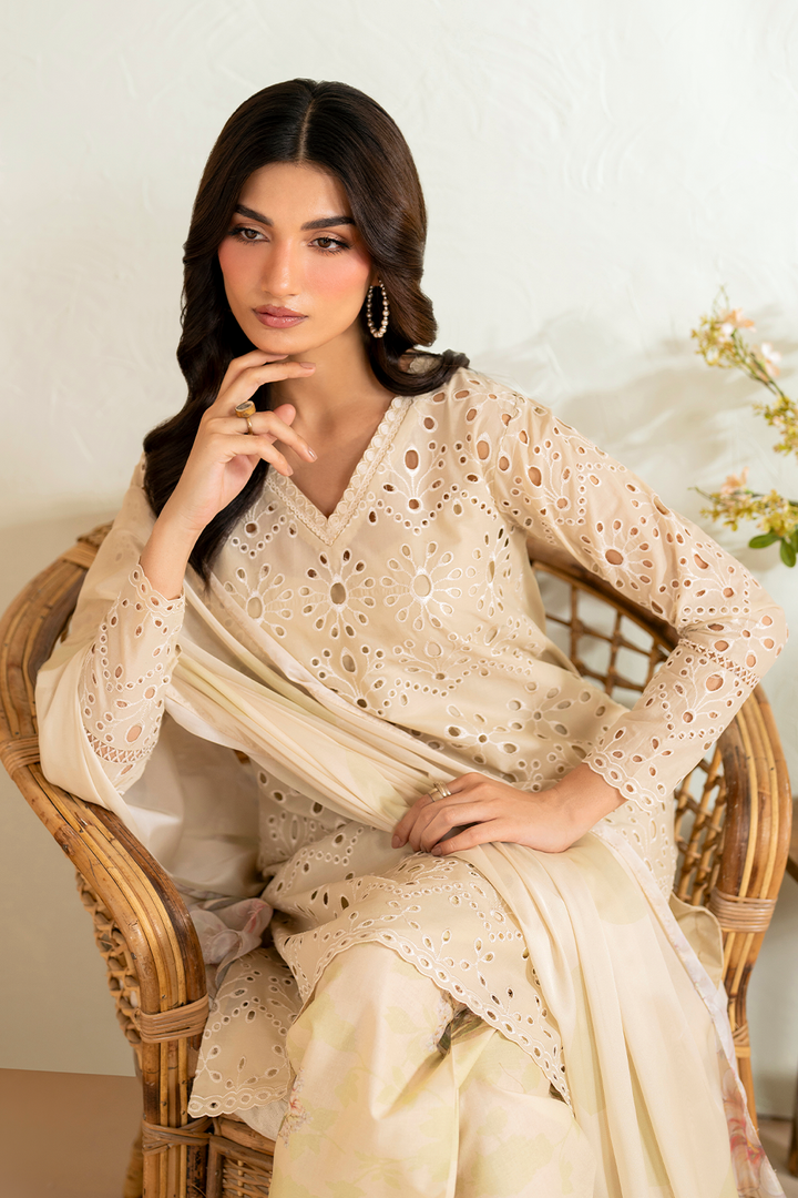 UE-471  Embroidered Lawn