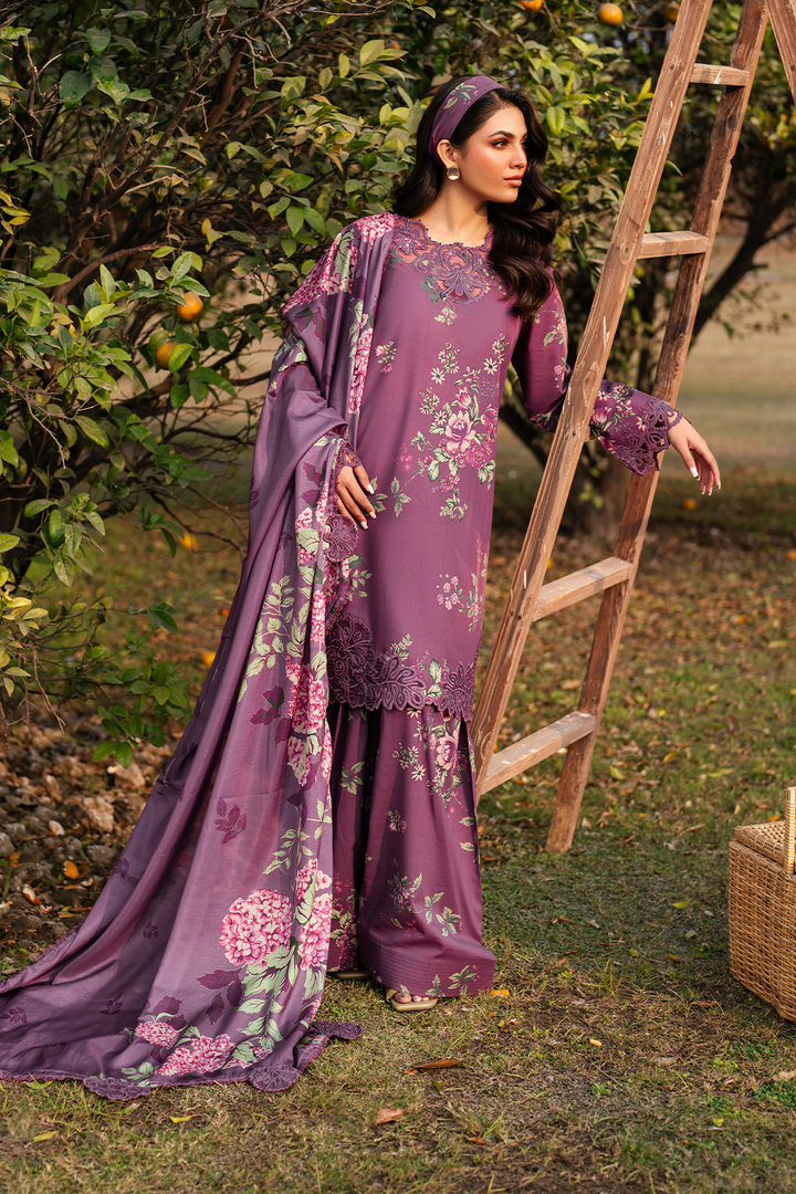 UE-393 Printed Lawn - Iznik