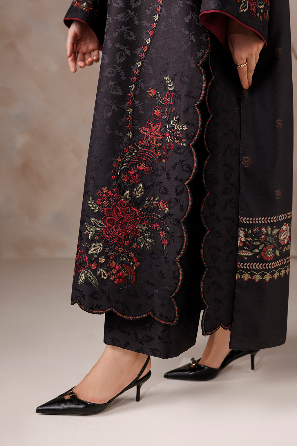 UE-739 Embroidered Viscose Jacquard