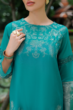 UE-513 Embroidered Lawn - Iznik