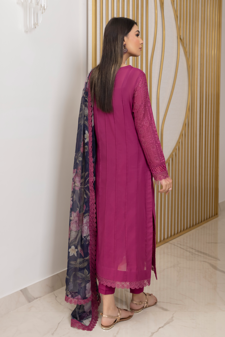 UE-105 Charm Pink - Iznik