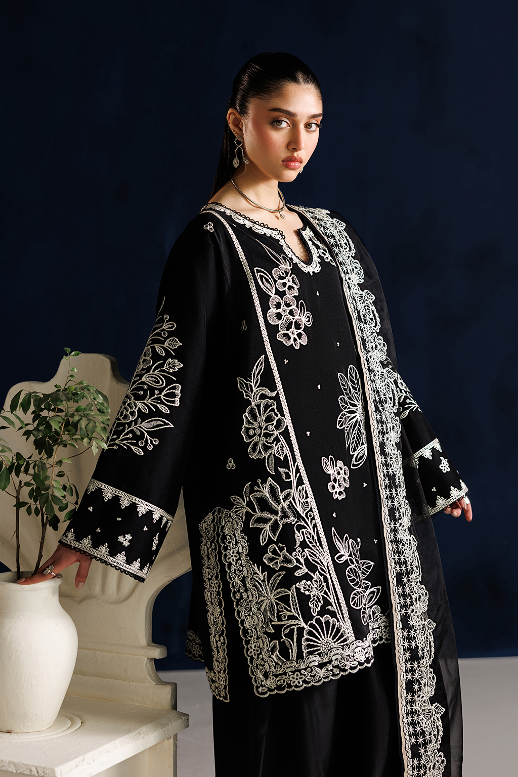 UE-650 Ramen Silk Secondary image