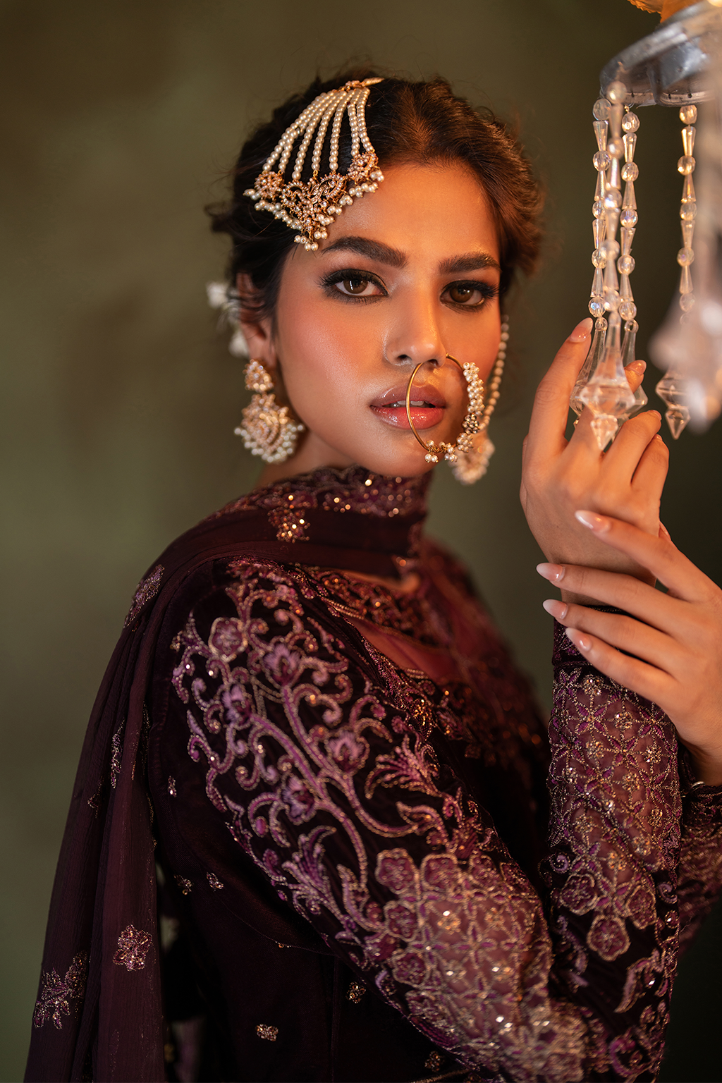 IV-54 Embroidered Velvet - Iznik Global