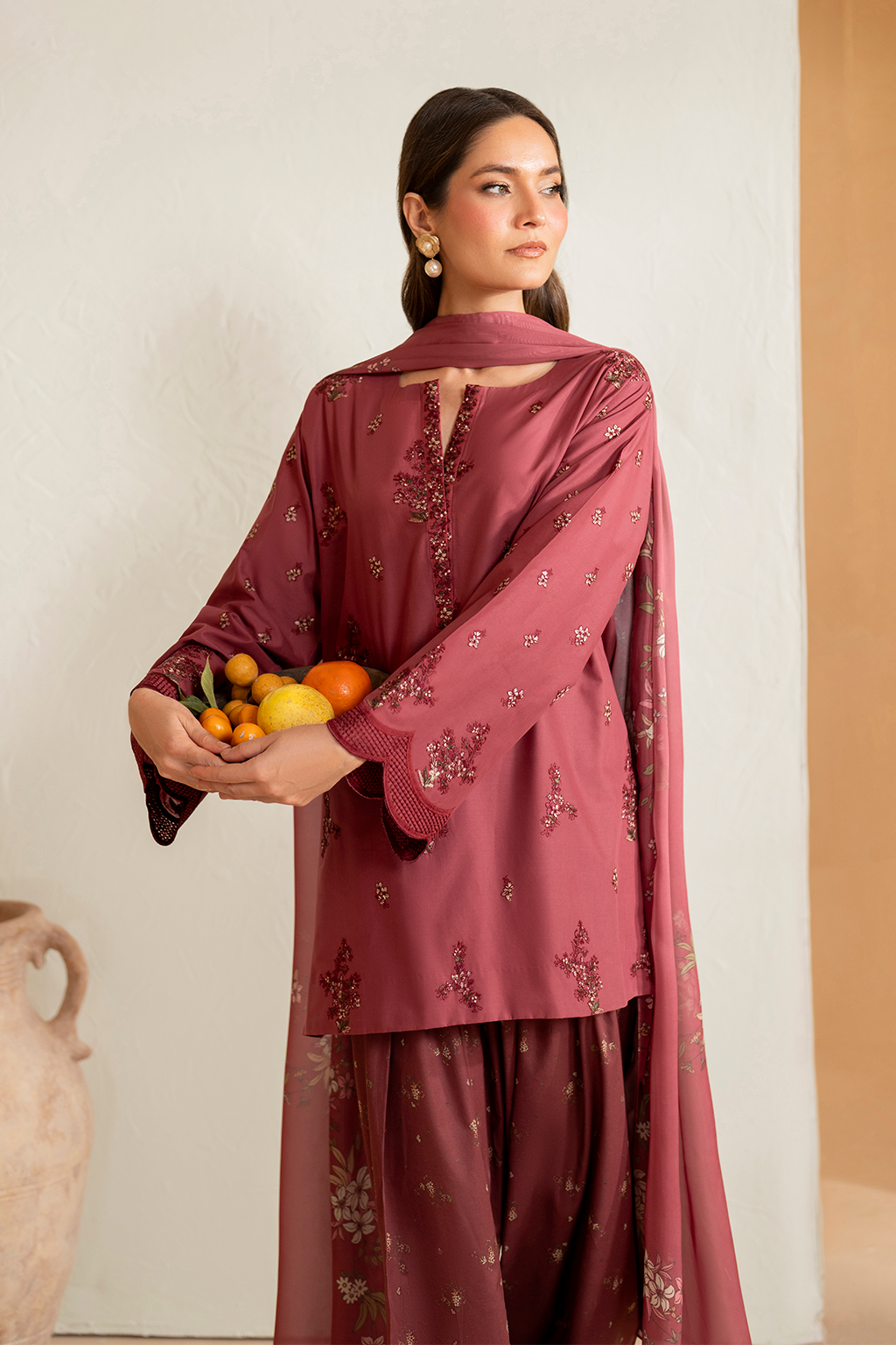 UE-469 Printed Lawn - Iznik