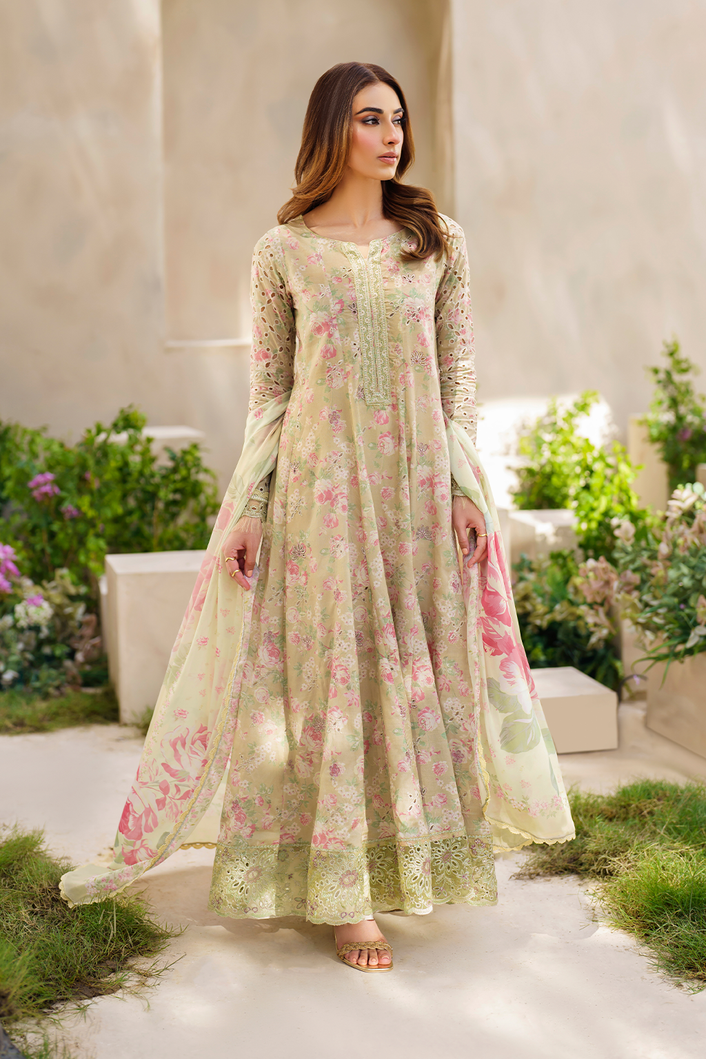 SFL-05 Embroidered Lawn - Iznik