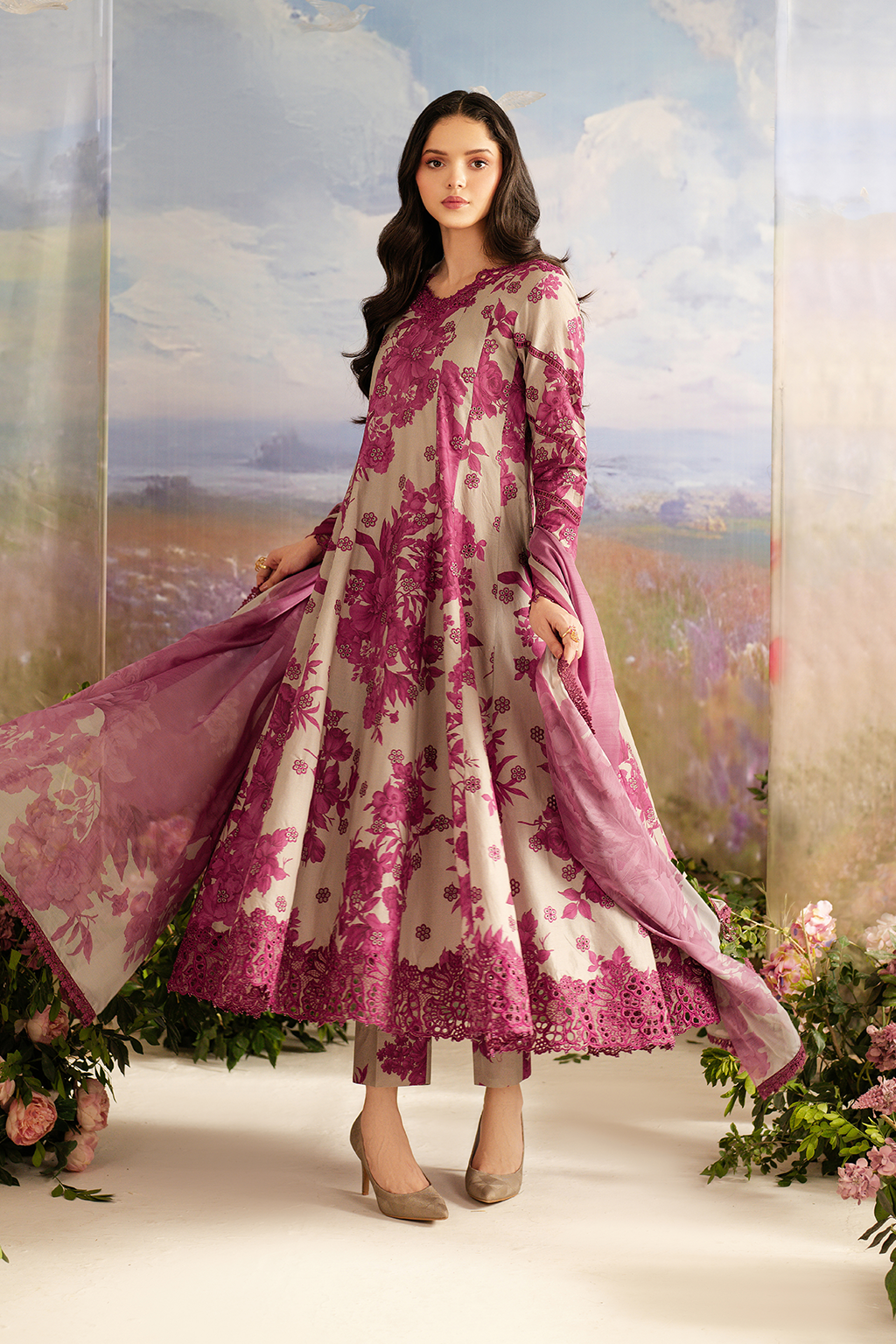 UE-457  Embroidered Printed Lawn - Iznik