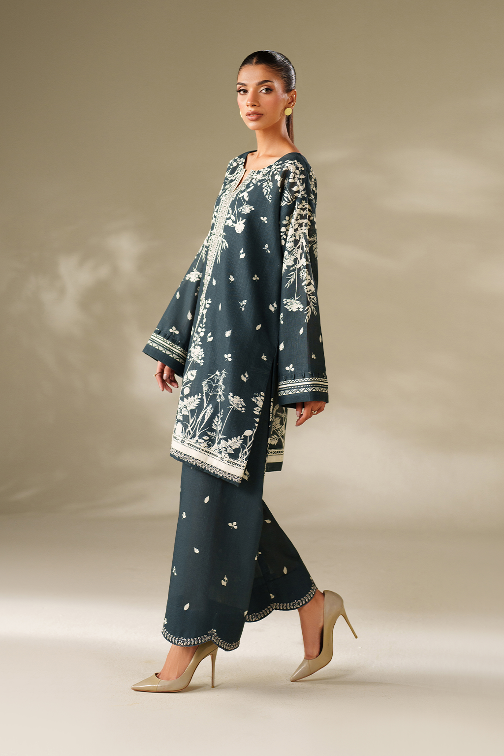 IP-343 Printed Khaddar