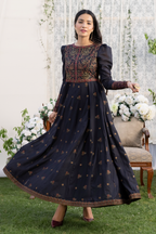 IP-174 - Black Petunia - Iznik