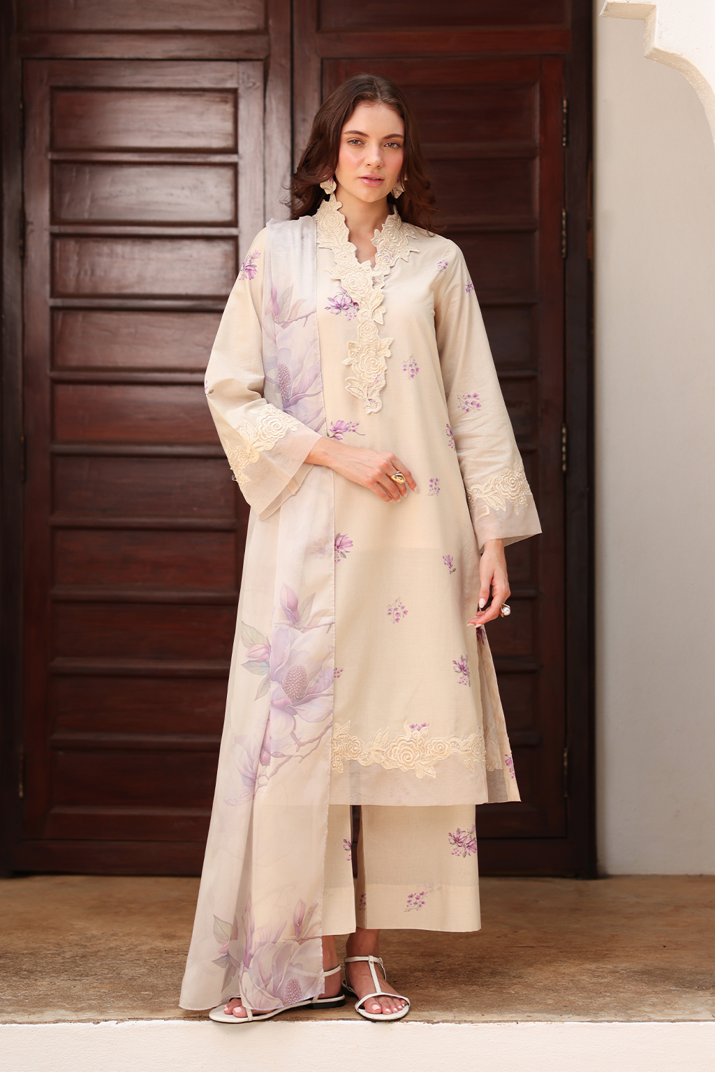 UE-492 Printed Lawn