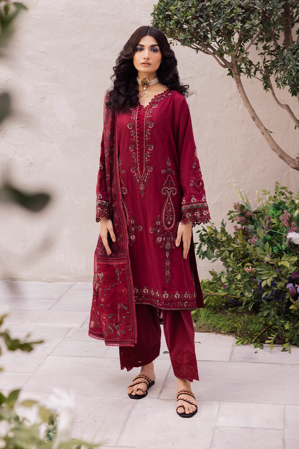 DL-01 Embroidered Lawn - Iznik