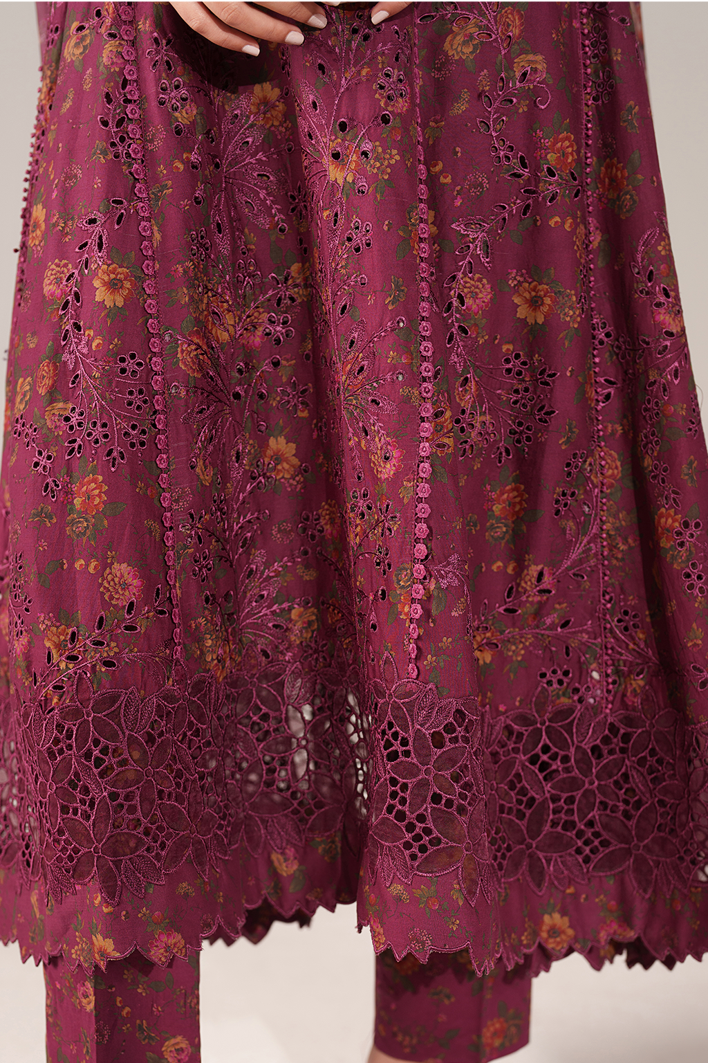 SS-04 Embroidered Lawn