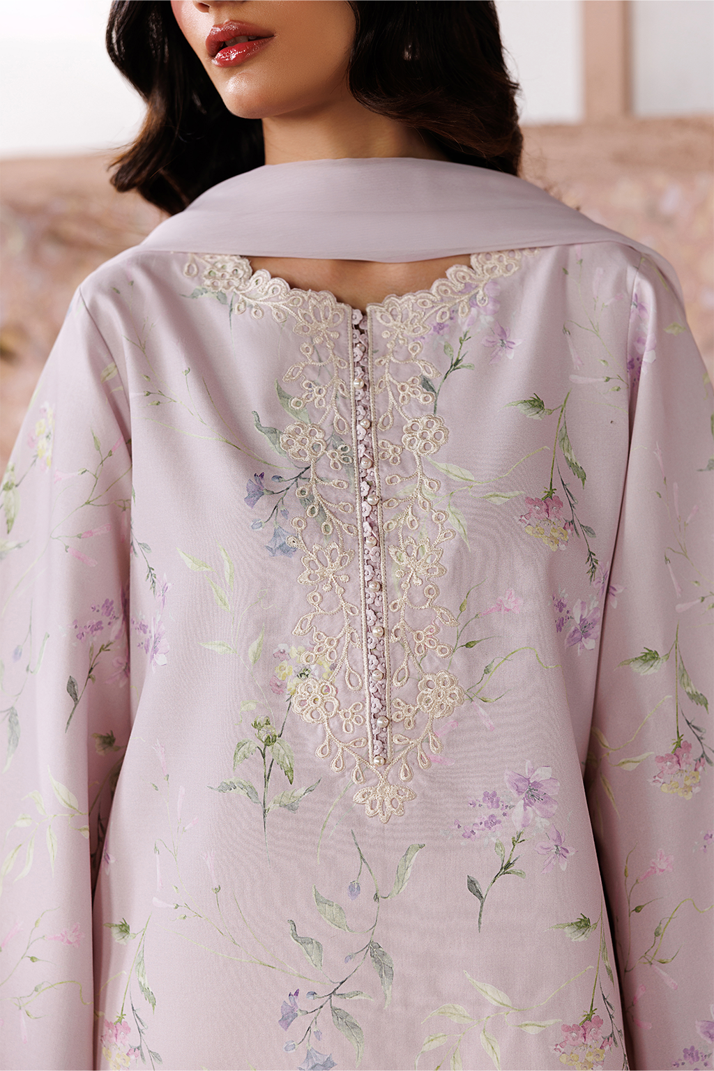 UE-706 Printed Lawn