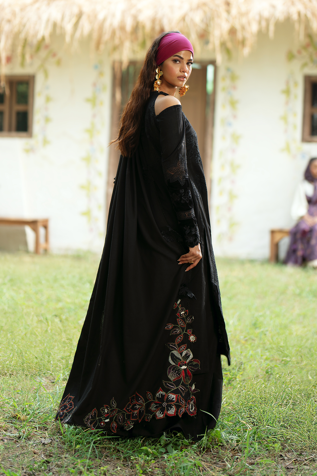 IPK-11 Embroidered Khaddar - Iznik