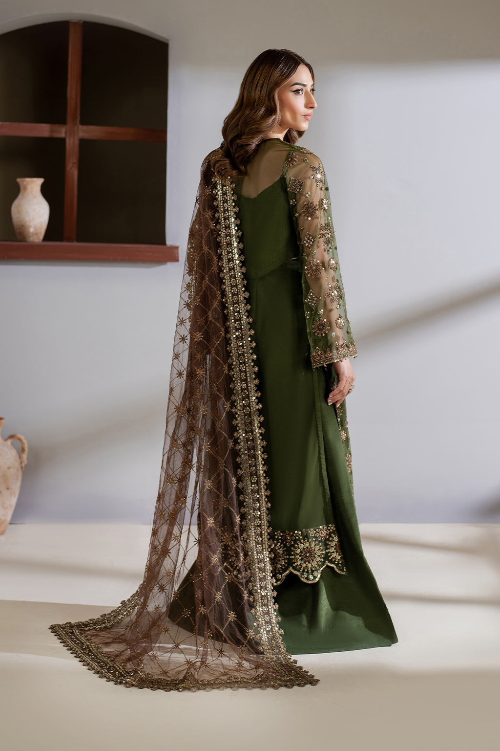 CC-62 Embroidered Net - Iznik