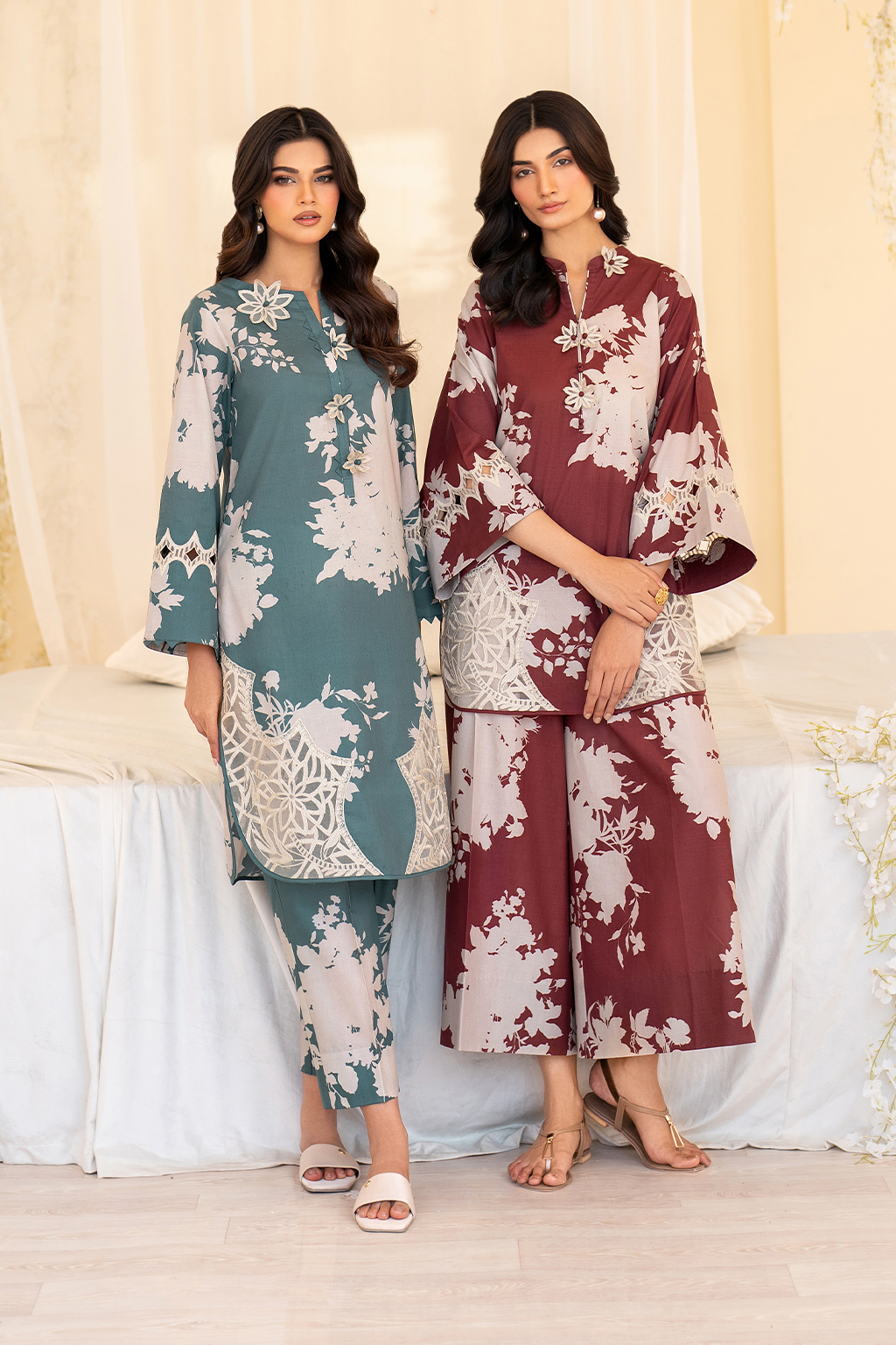 IP-302 Printed Lawn - Iznik