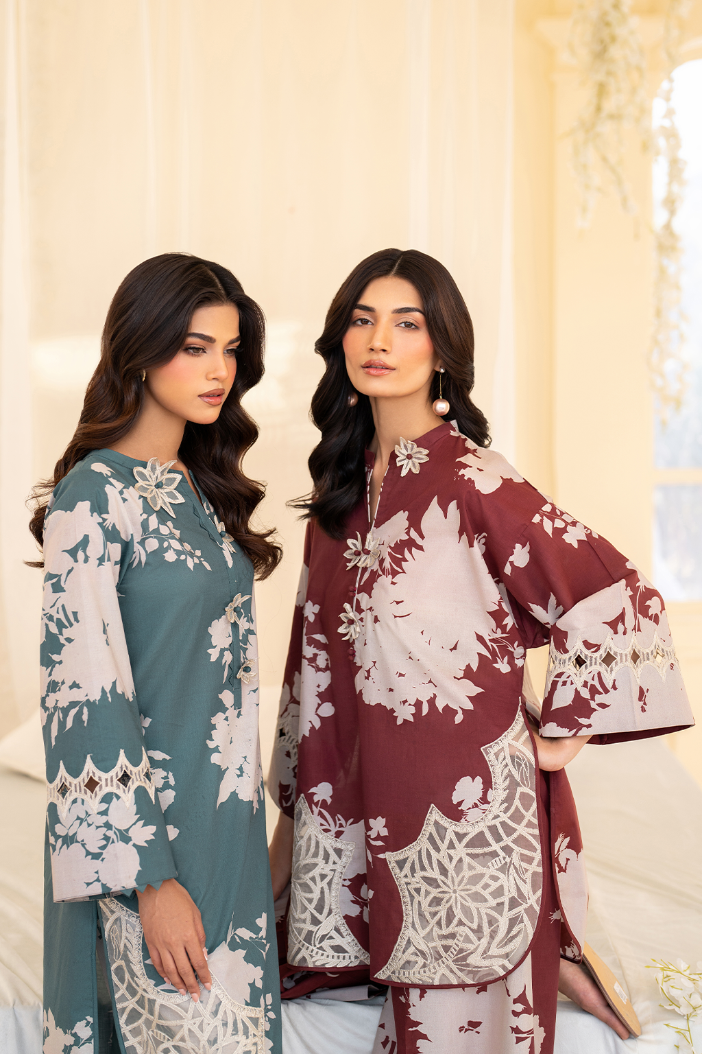 IP-301 Printed Lawn - Iznik