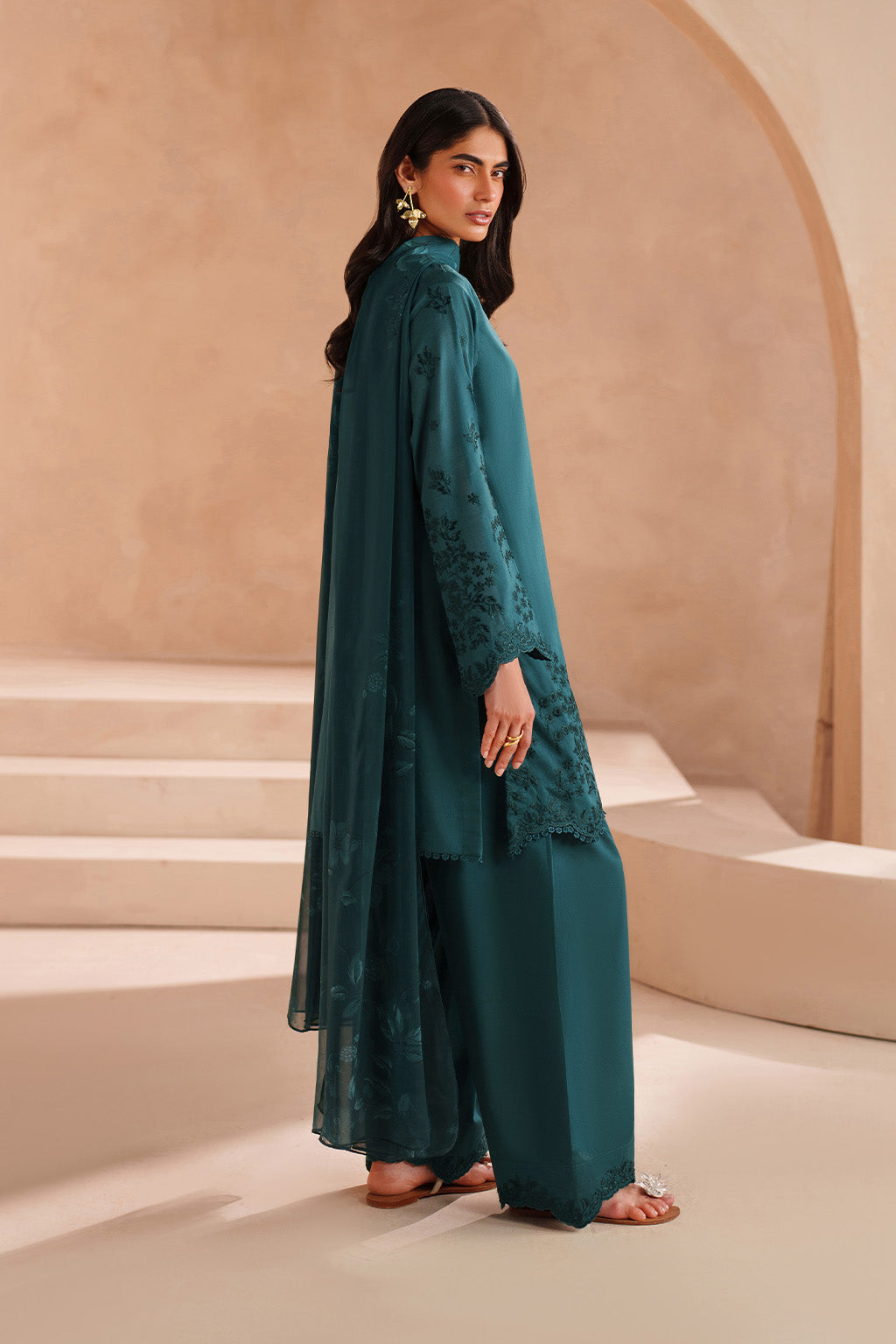 UE-594  Embroidered Lawn Secondary image