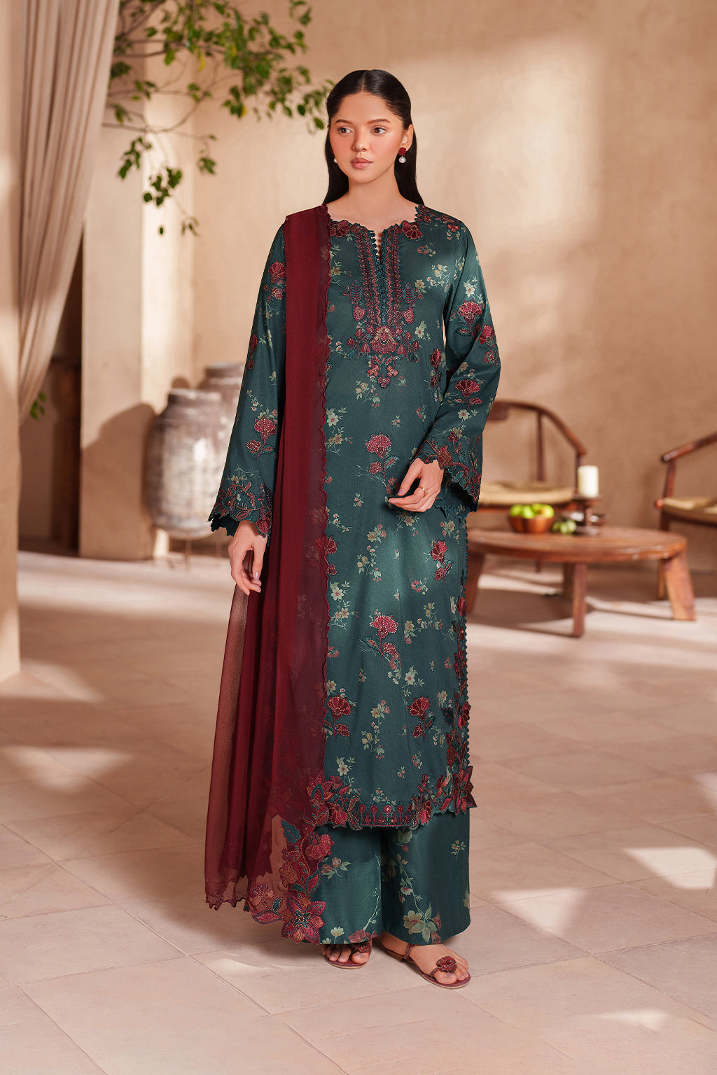 EL-11 Embroidered Lawn