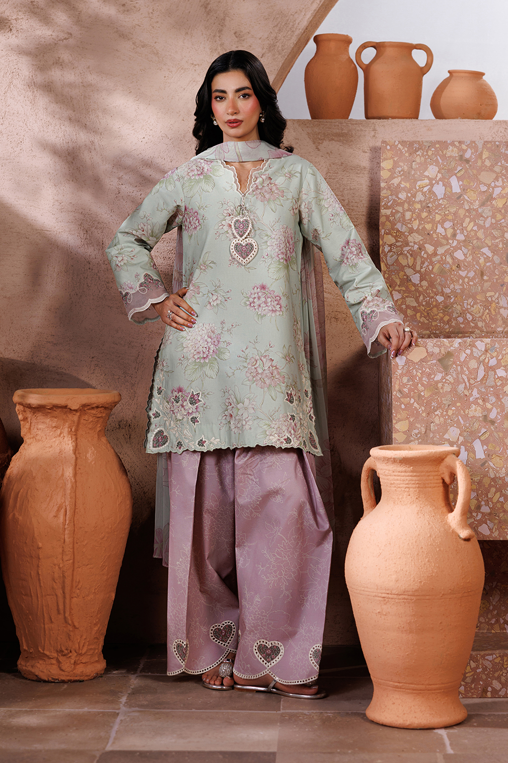 UE-714 Printed Lawn Main image