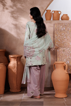 UE-714 Printed Lawn