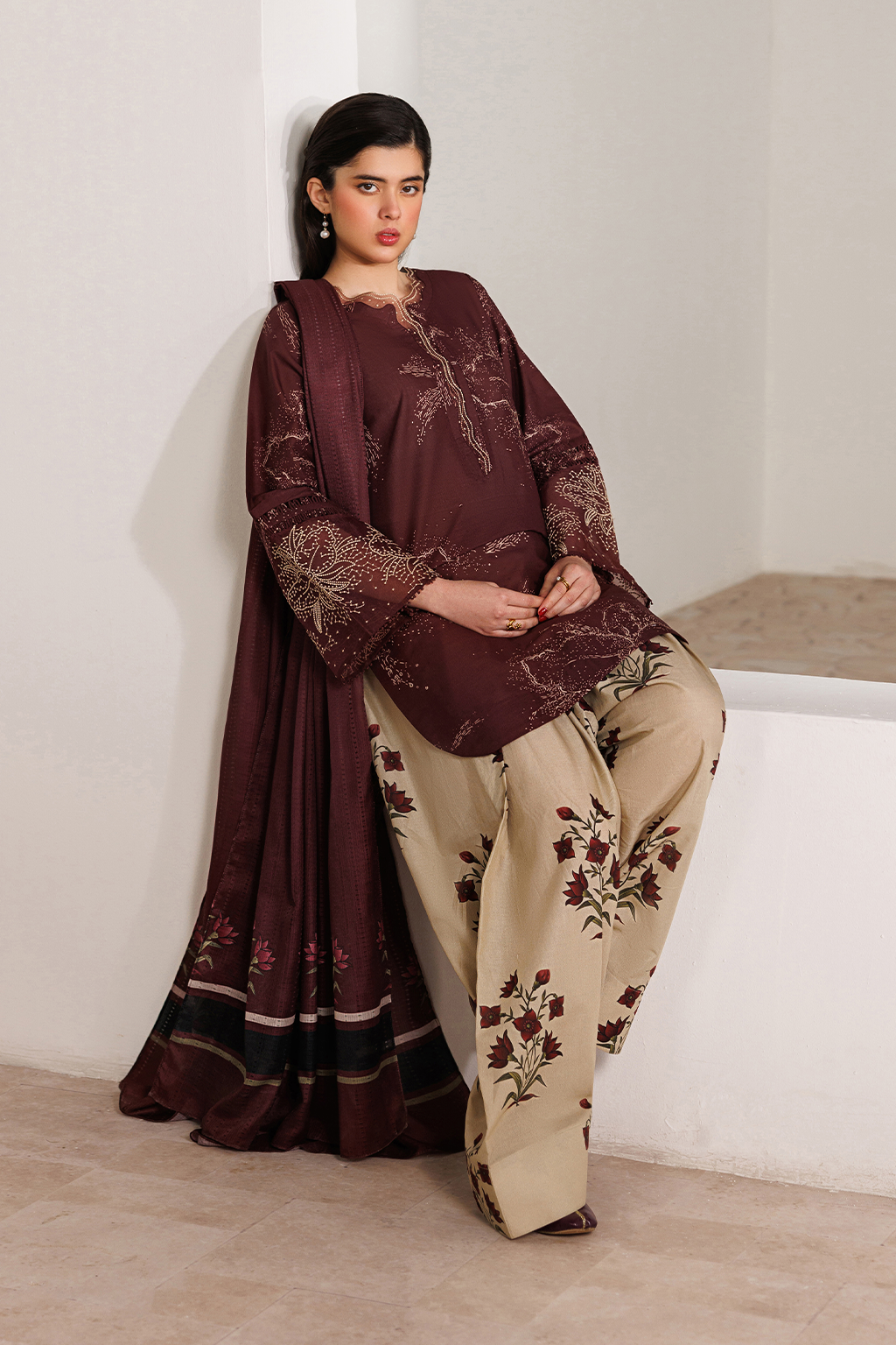 UE-642 Printed Lawn