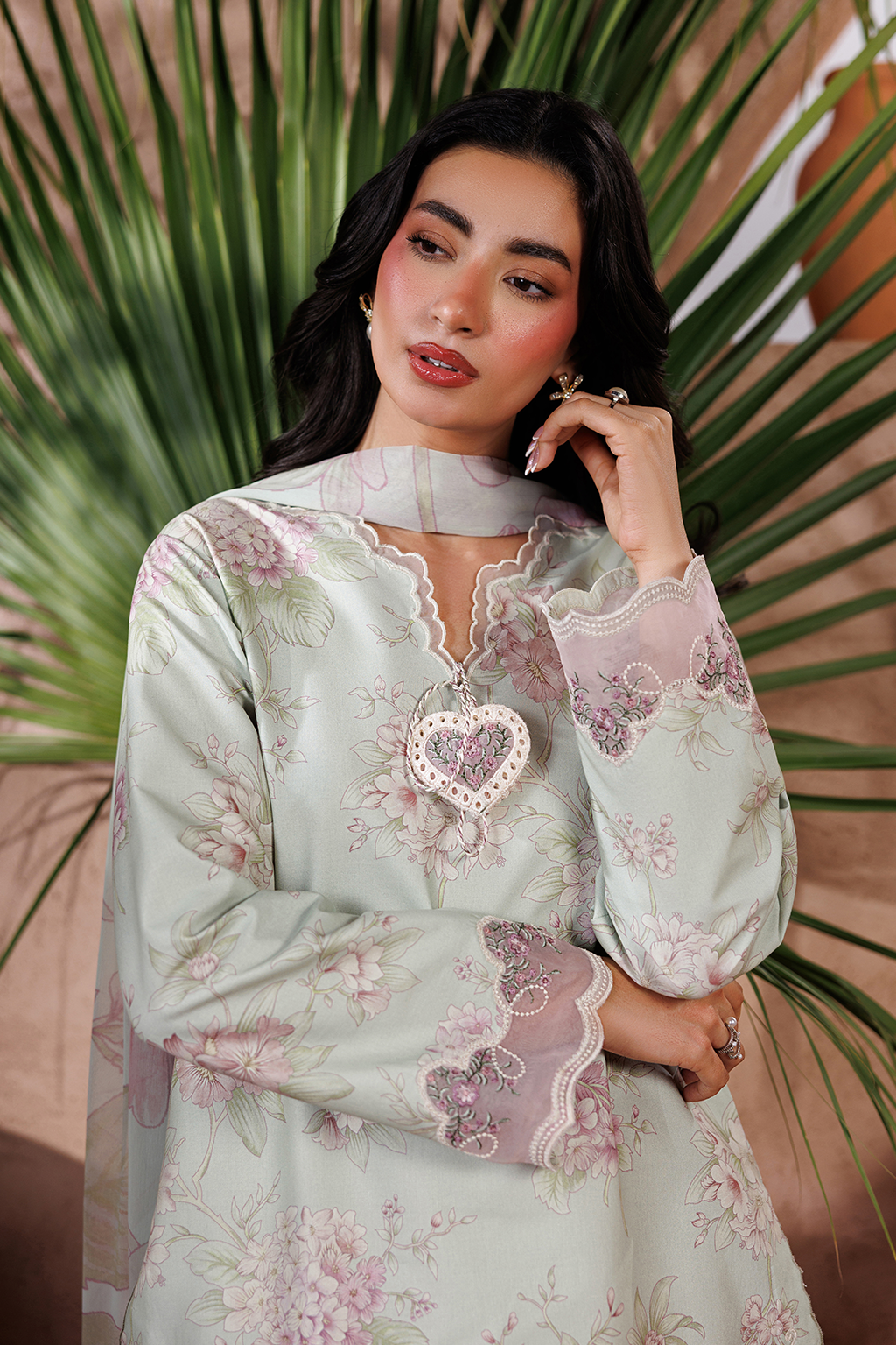 UE-714 Printed Lawn