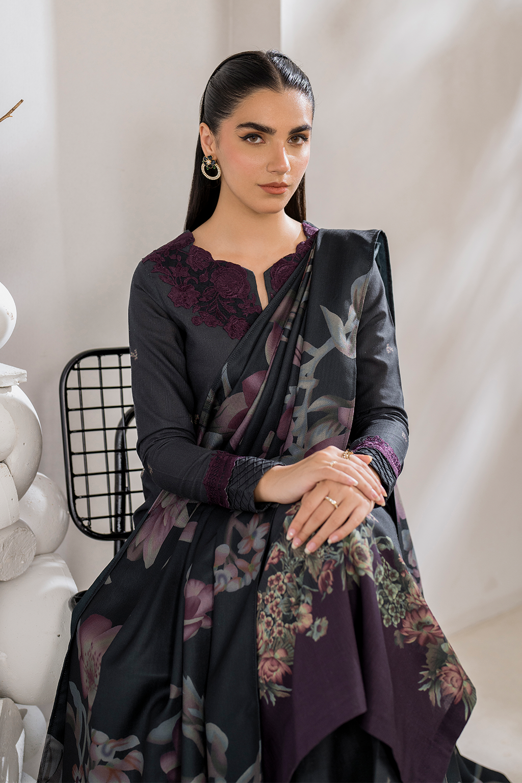 UE-357 Printed Khaddar - Iznik