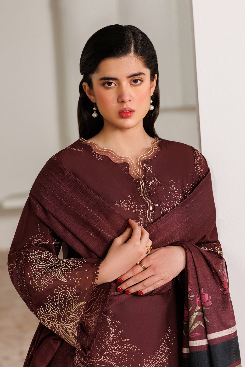 UE-642 Printed Lawn Secondary image
