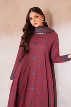 UE-372 Embroidered Khaddar - Iznik