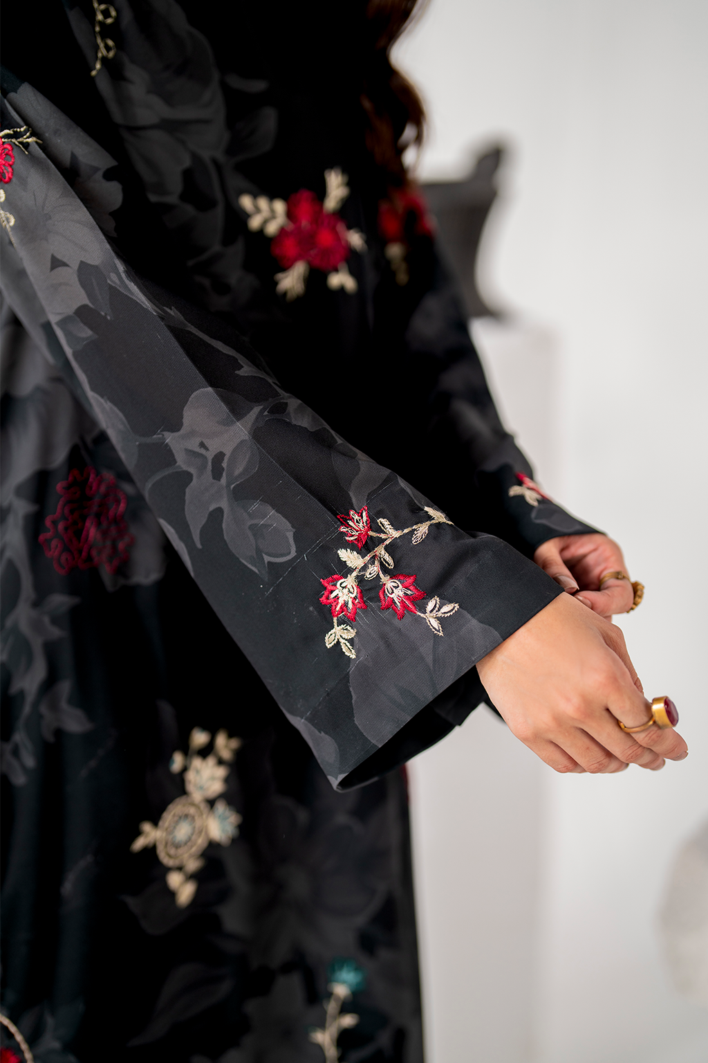 IP-241 Printed Georgette - Iznik