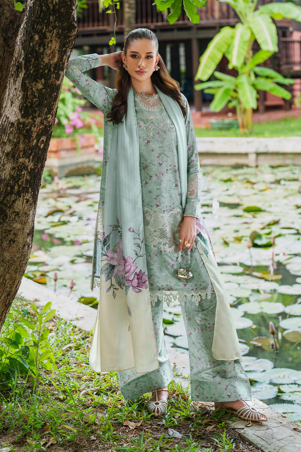 UE-510 Printed Lawn - Iznik Global Main image