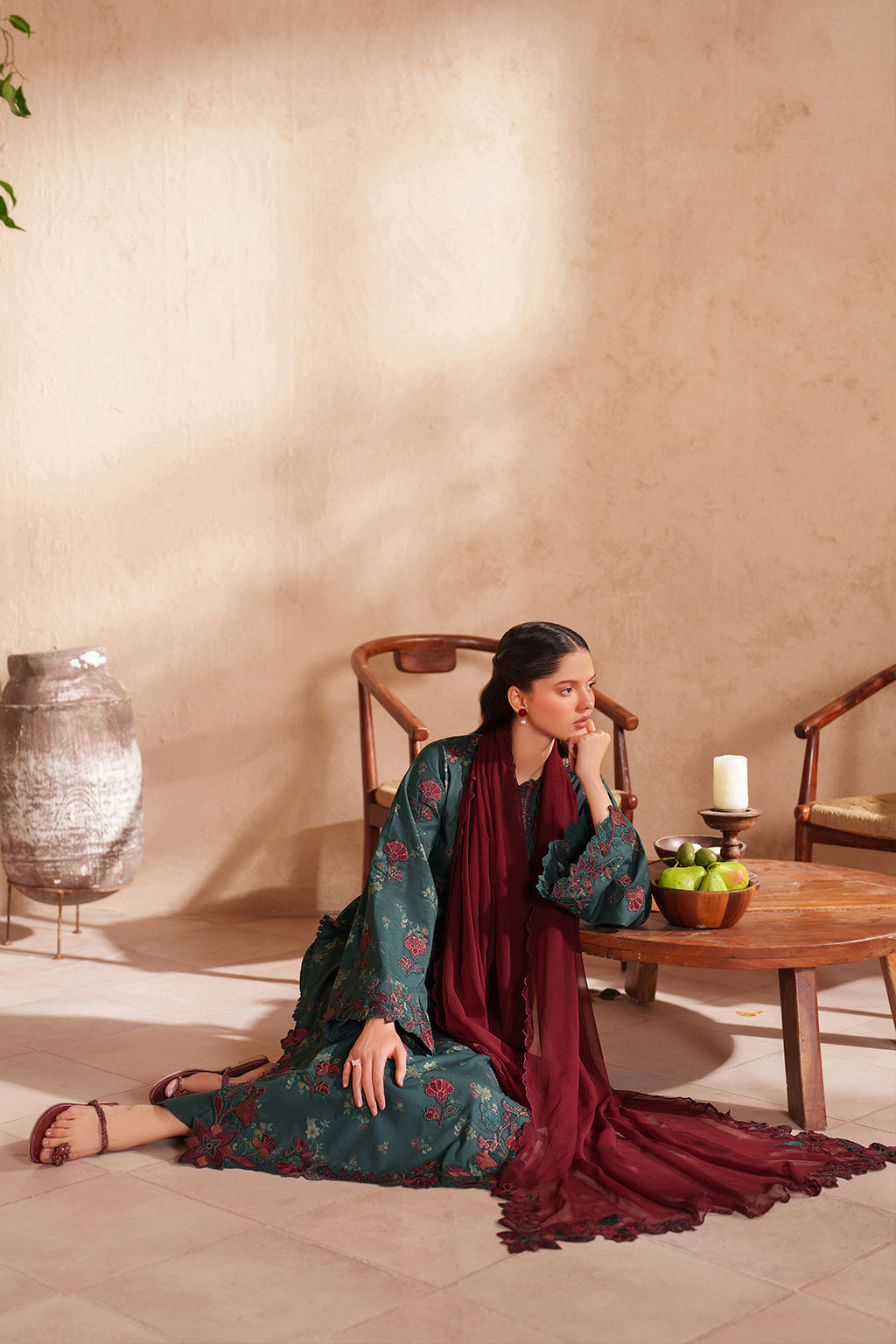 EL-11 Embroidered Lawn