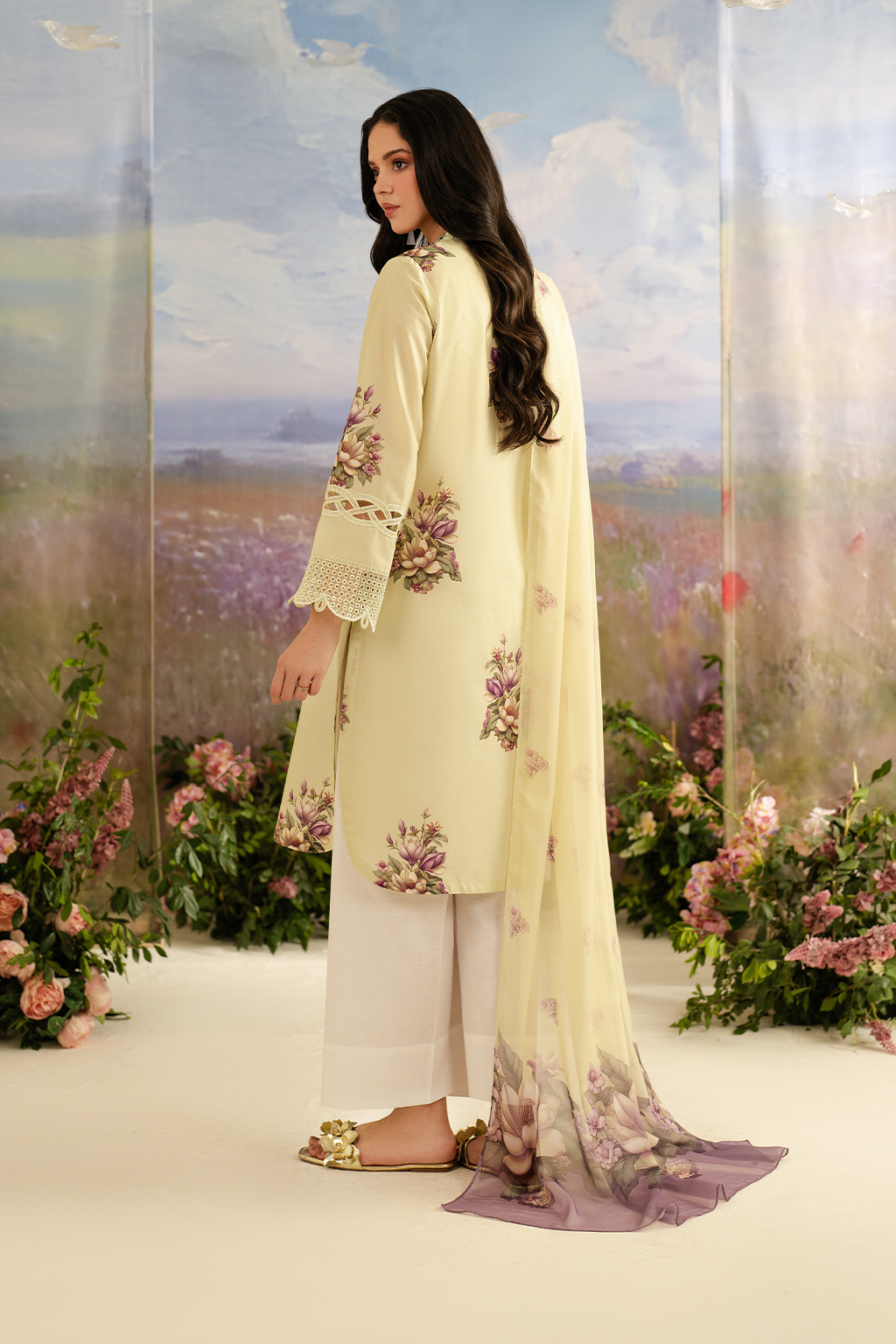 UE-459 Printed Lawn