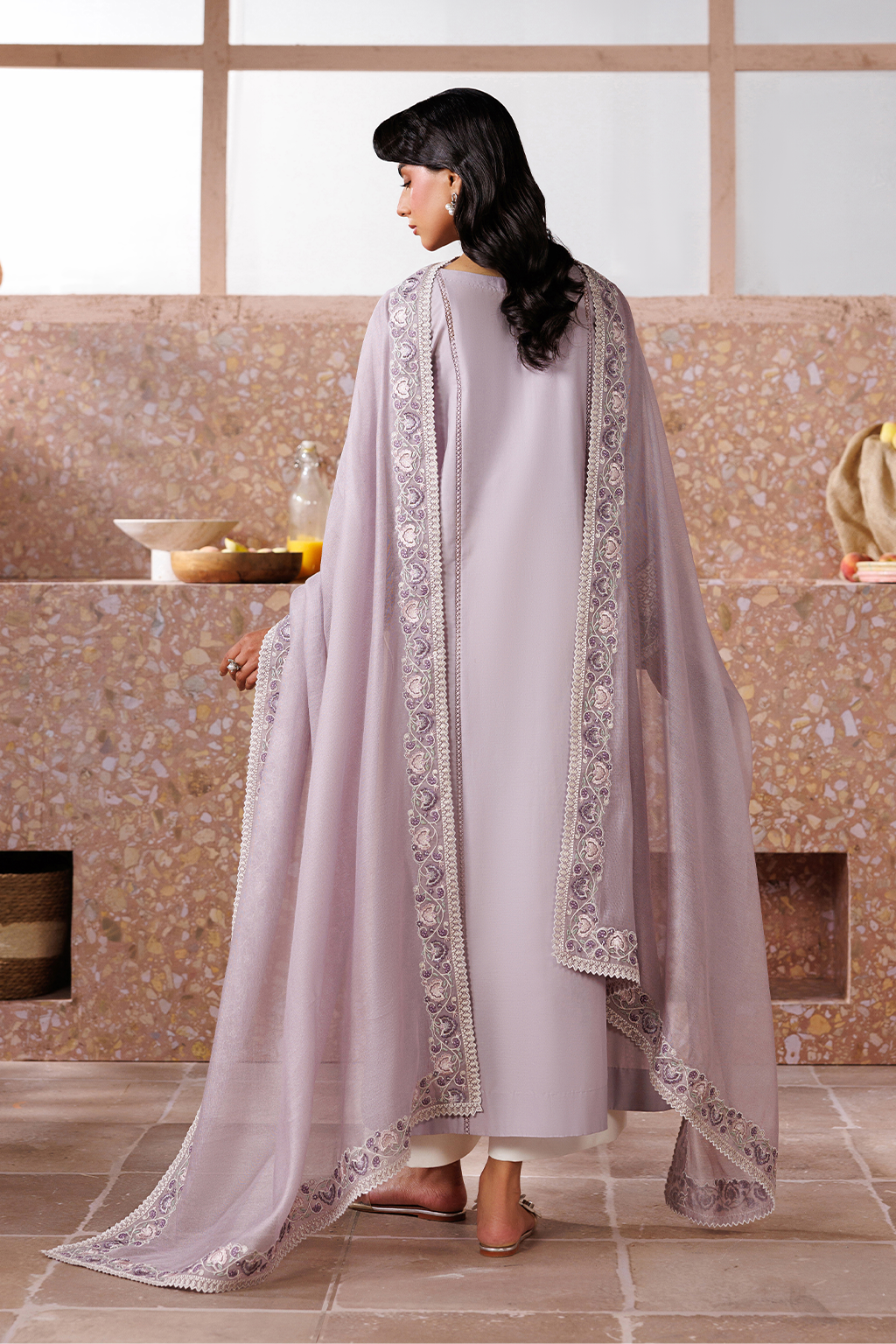 UE-697 Embroidered Lawn
