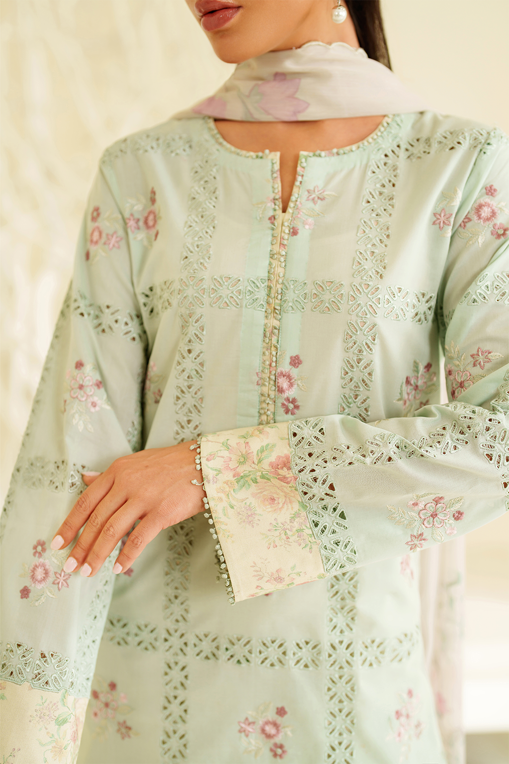 Mint Green Embroidered Lawn dress | Iznik | Lawn collection 2026 Iznik Global Mint Green Embroidered Lawn dress | Iznik | Lawn collection 2026 Iznik Global