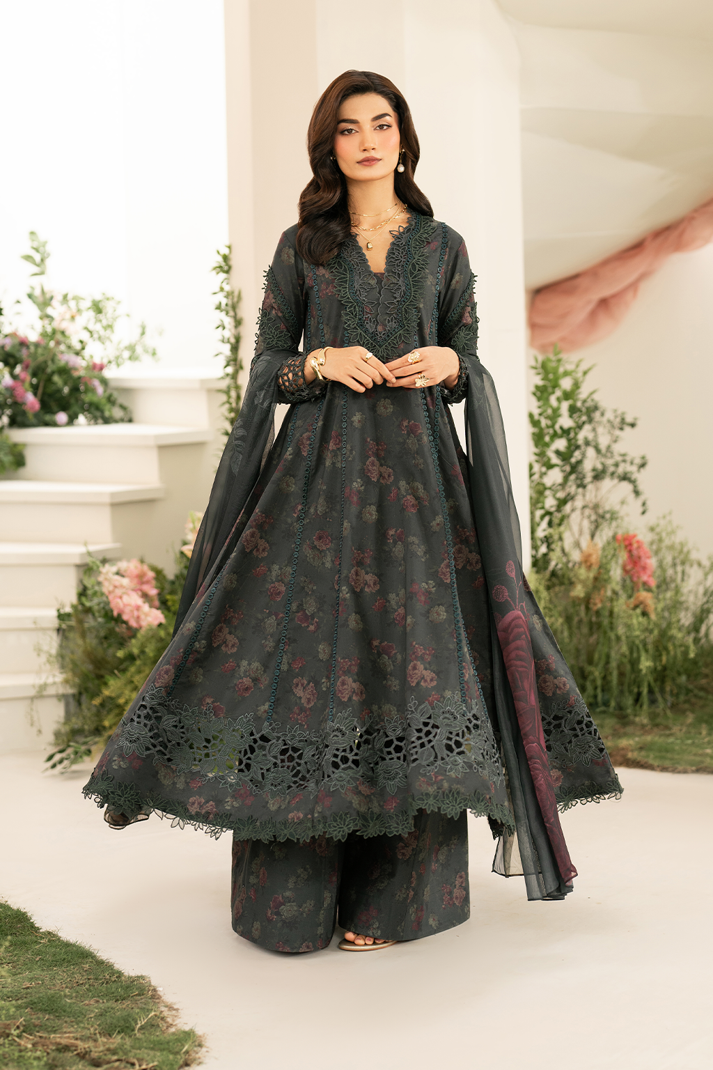 IFE-08 Embroidered Lawn
