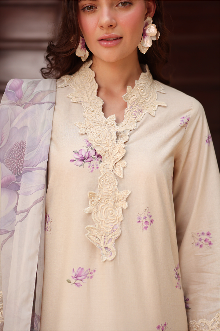 UE-492 Printed Lawn