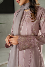 UE-398 Embroidered Lawn - Iznik