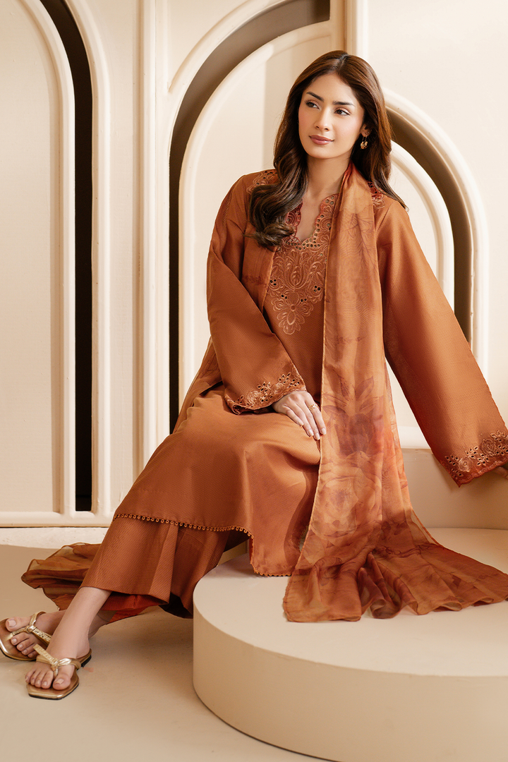 UE-461  Embroidered Lawn