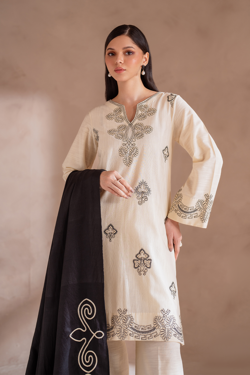 UE-361 Embroidered Khaddar