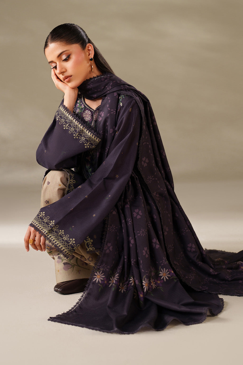 UE-568 Printed Khaddar Secondary image