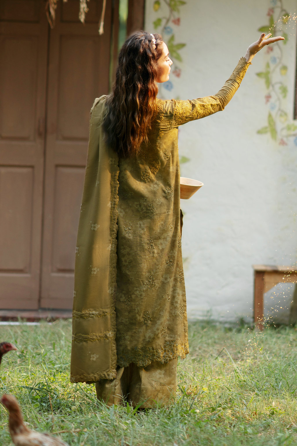 IPK-02 Embroidered Slub Khaddar - Iznik